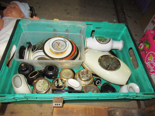 LARGE QUANTITY OF CHOKIN CHINA Image