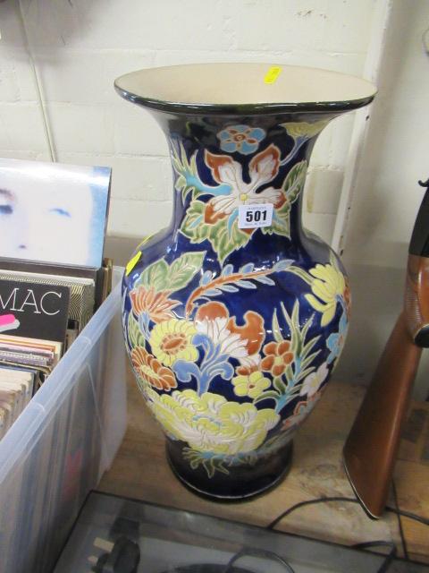 LARGE FLORAL VASE Image