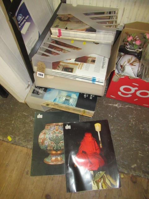 QUANTITY OF GERMAN DU ART MAGAZINES Image