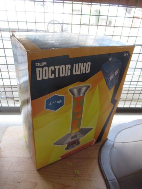 BOXED DR WHO TARDIS CONSOLE LAVA LAMP Image