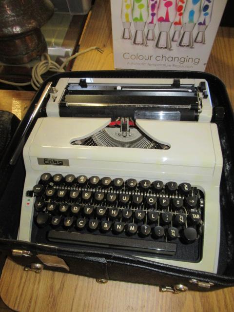 CASED ERIKA TYPEWRITER Image