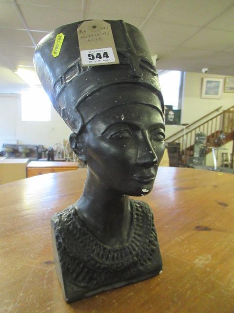 NEFERTITI BUST Image