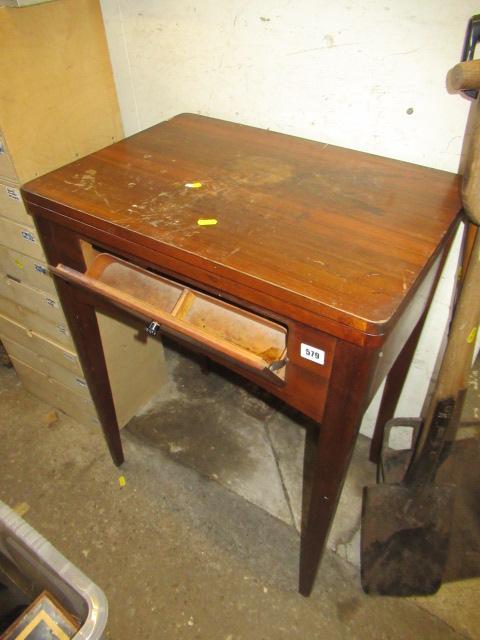 SINGER SEWING MACHINE IN TABLE Image