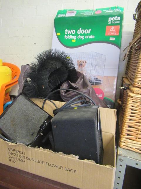 DOG CRATE WITH GUTTER HEDGEHOG AND TWO CERAMIC FAN HEATERS Image