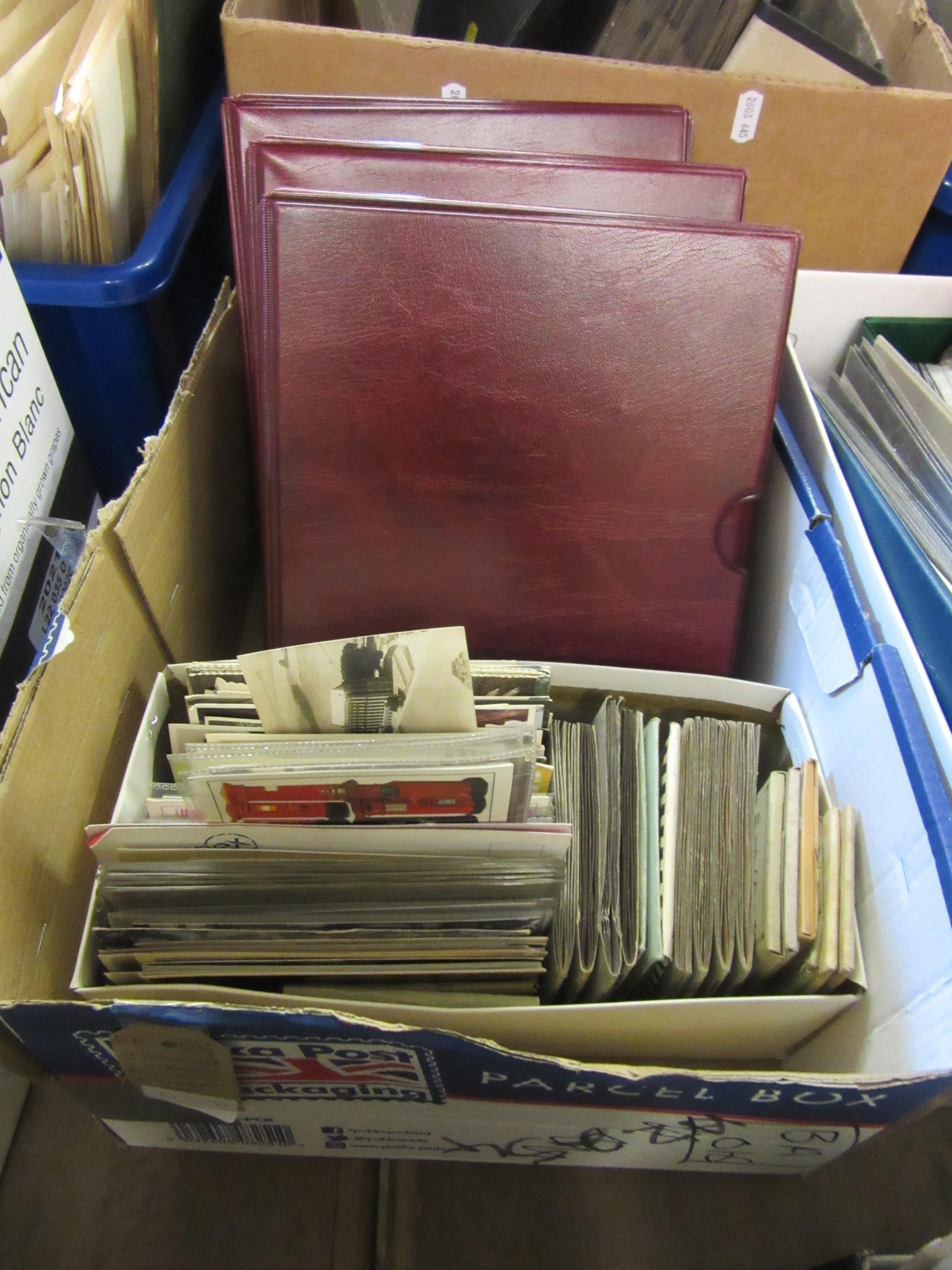 THREE ALBUMS OF VINTAGE POSTCARDS WITH SOME LOOSE CARDS Image