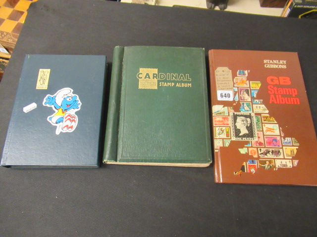 ALBUM OF UK MINT DECIMAL STAMPS WITH TWO WORLD STAMP ALBUMS Image