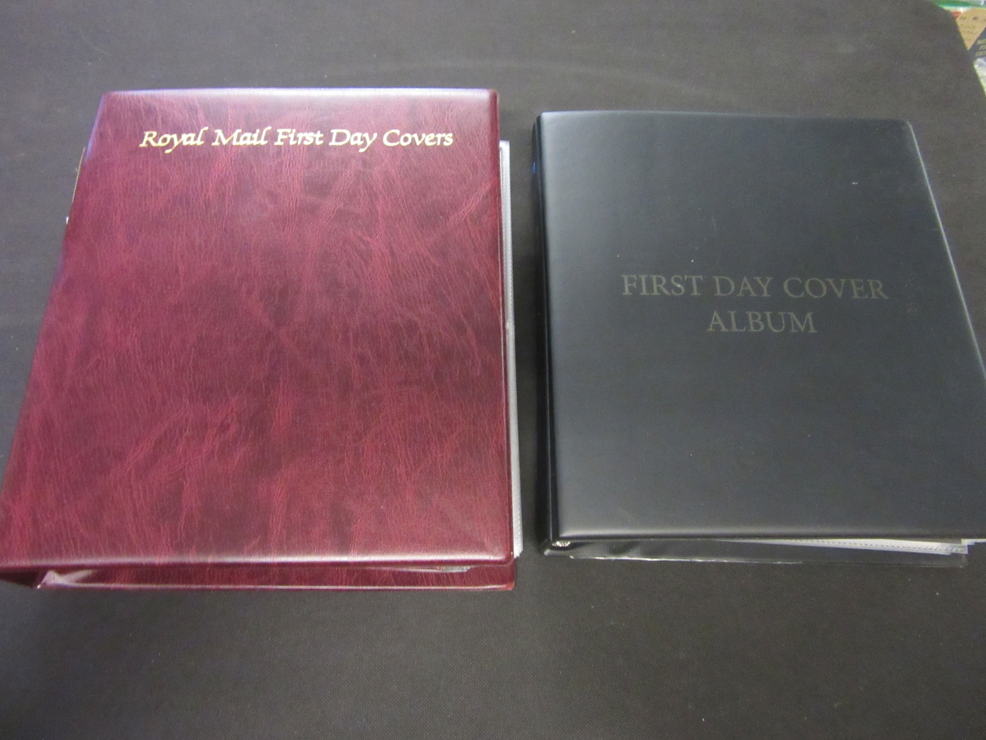 TWO ALBUMS OF UK FIRST DAY COVERS 2008-2014 Image