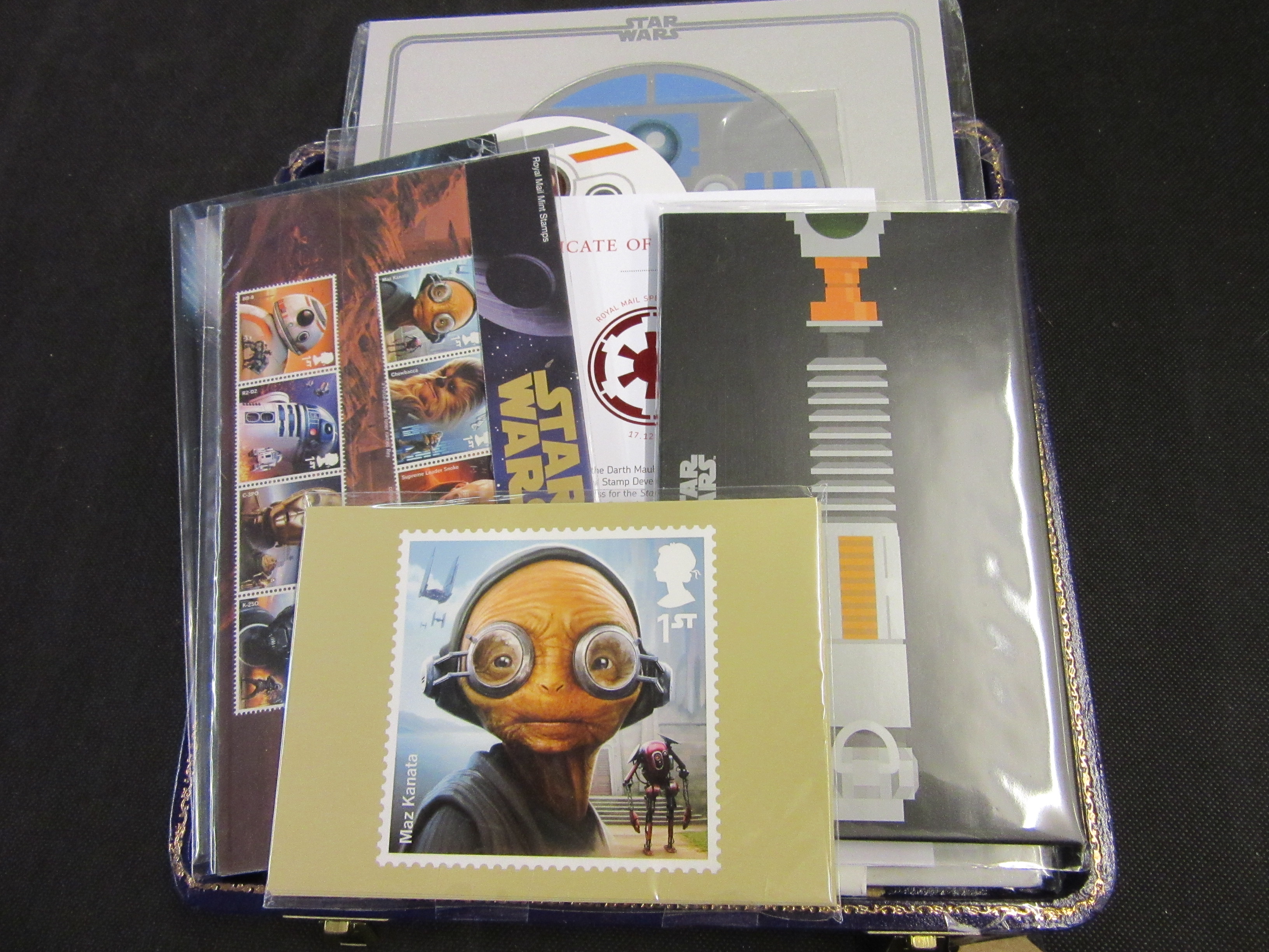 STAR WARS STAMPS, POSTCARDS AND R2D2 PRESENTATION PACKS ETC Image