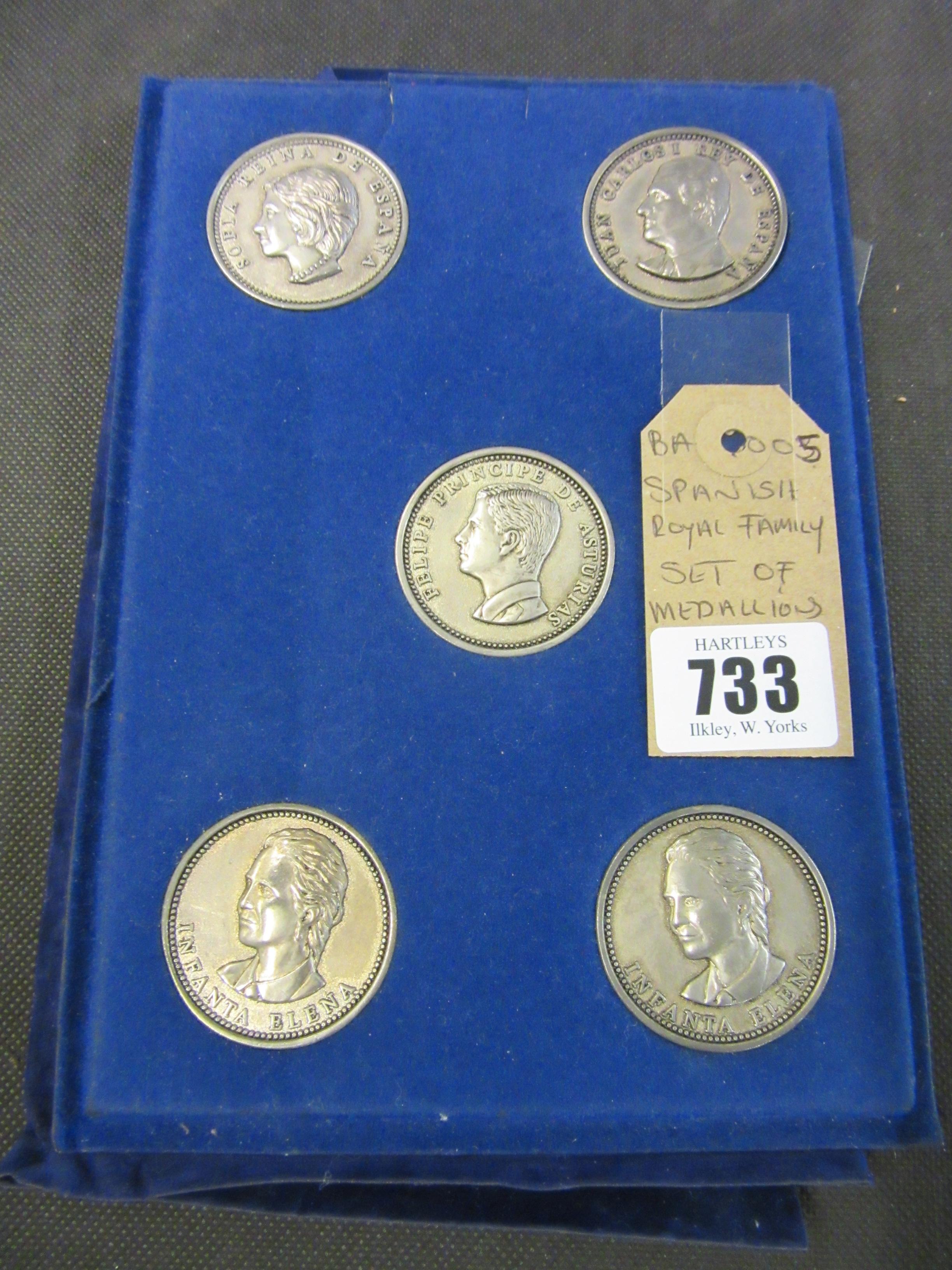 SPANISH ROYAL FAMILY SET OF MEDALLIONS Image