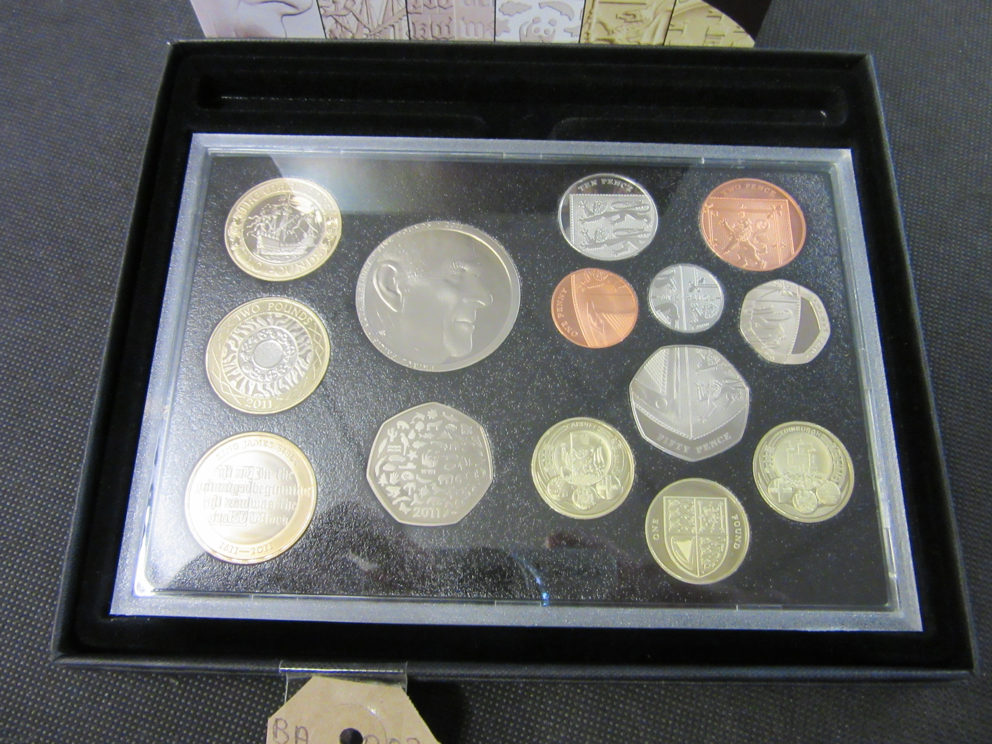 2011 UK FOURTEEN COIN PROOF SET Image