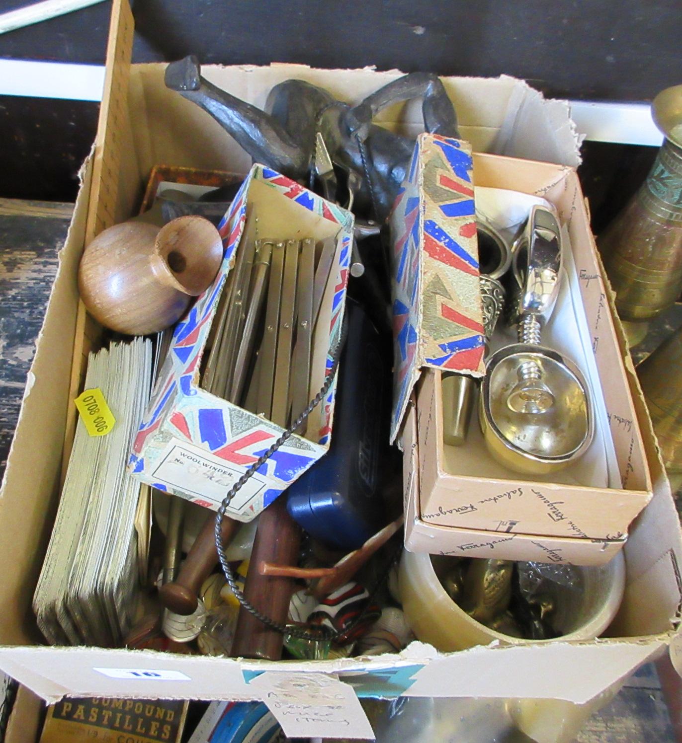 BOX OF MISCELLANEOUS ITEMS Image