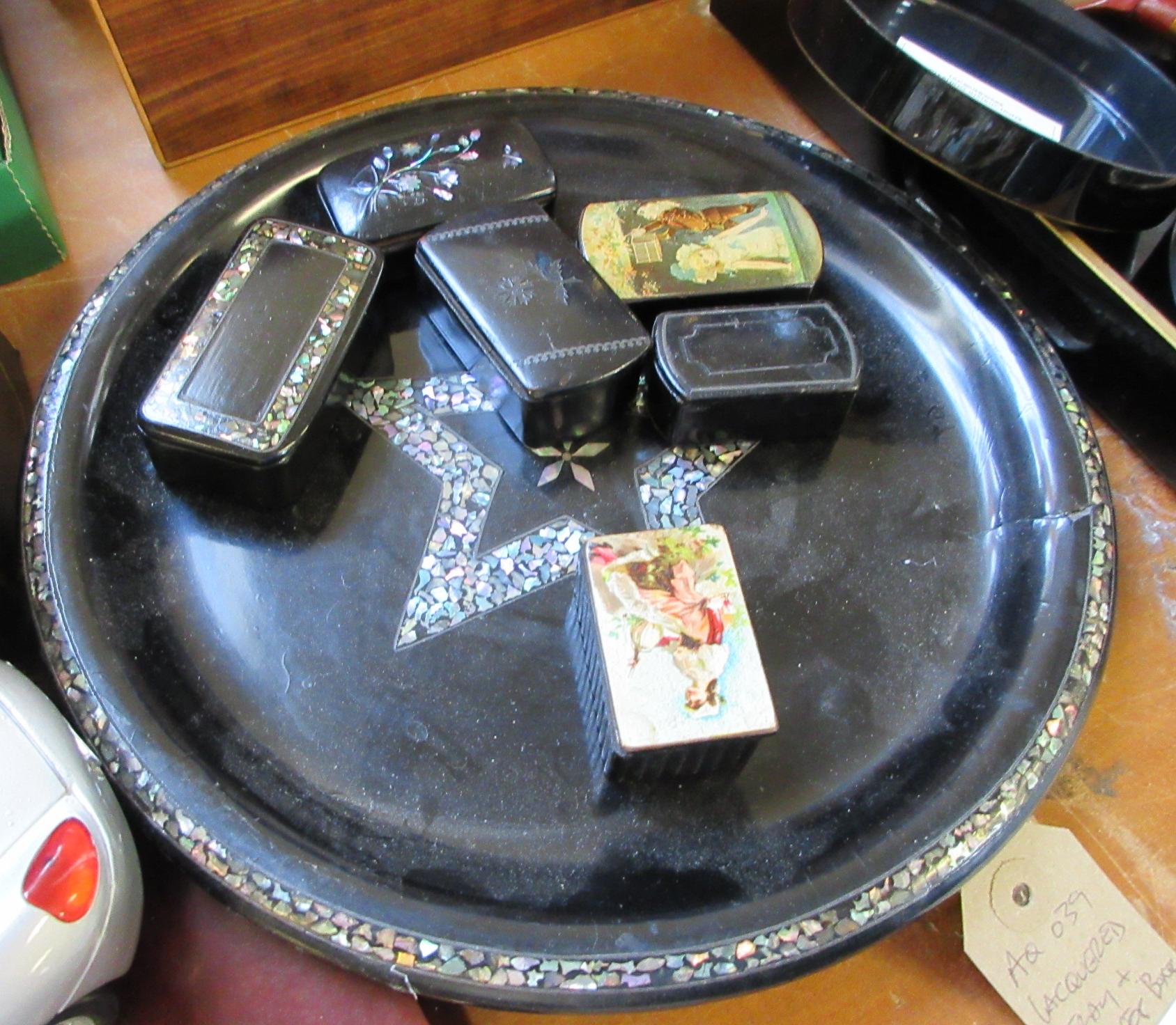 LACQUERED TRAY AND TRINKET BOXES Image