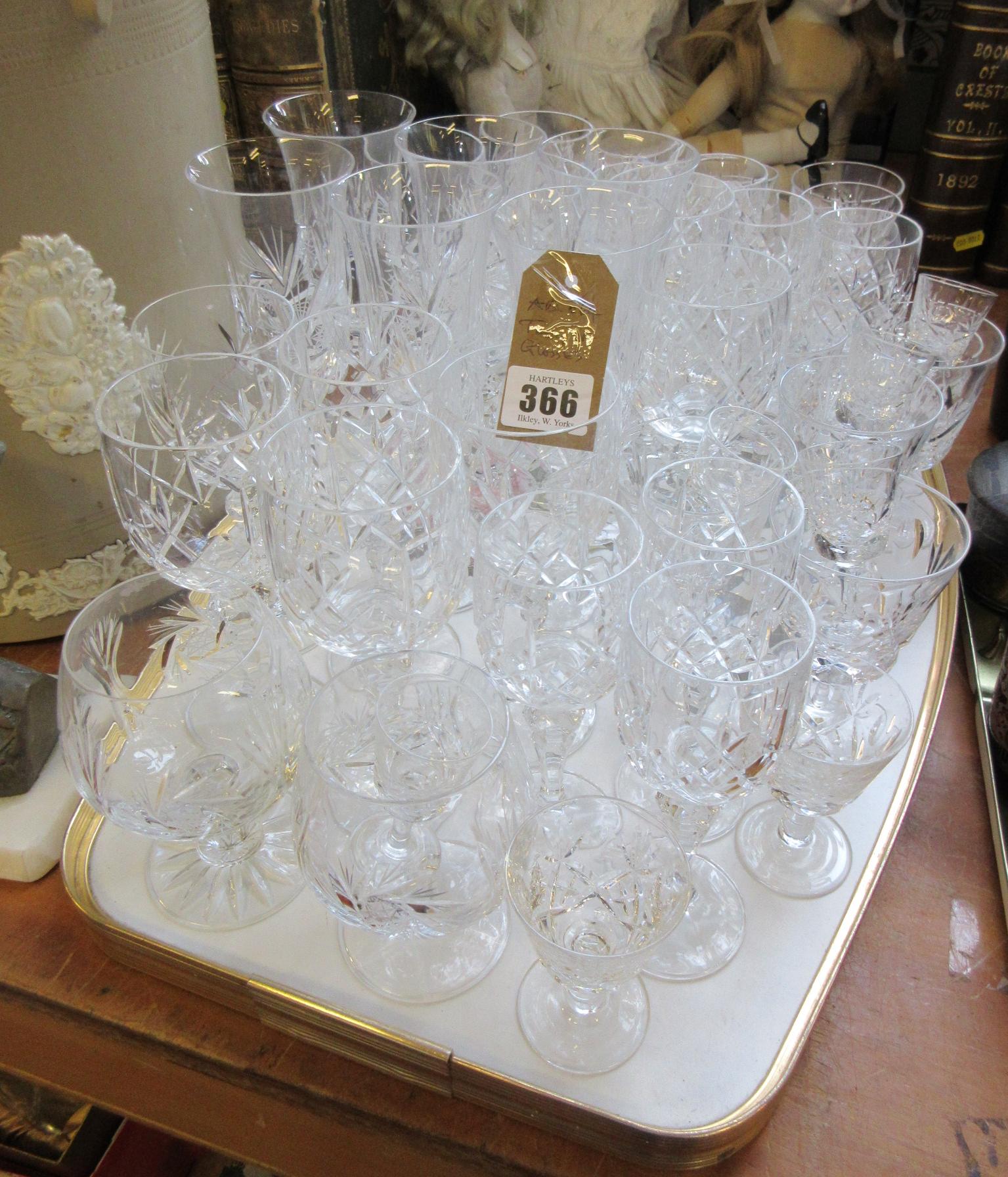 TRAY OF DRINKING GLASSES Image