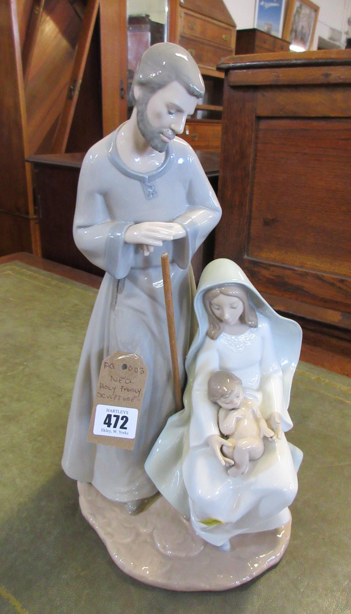 NAO HOLY FAMILY SCULPTURE Image