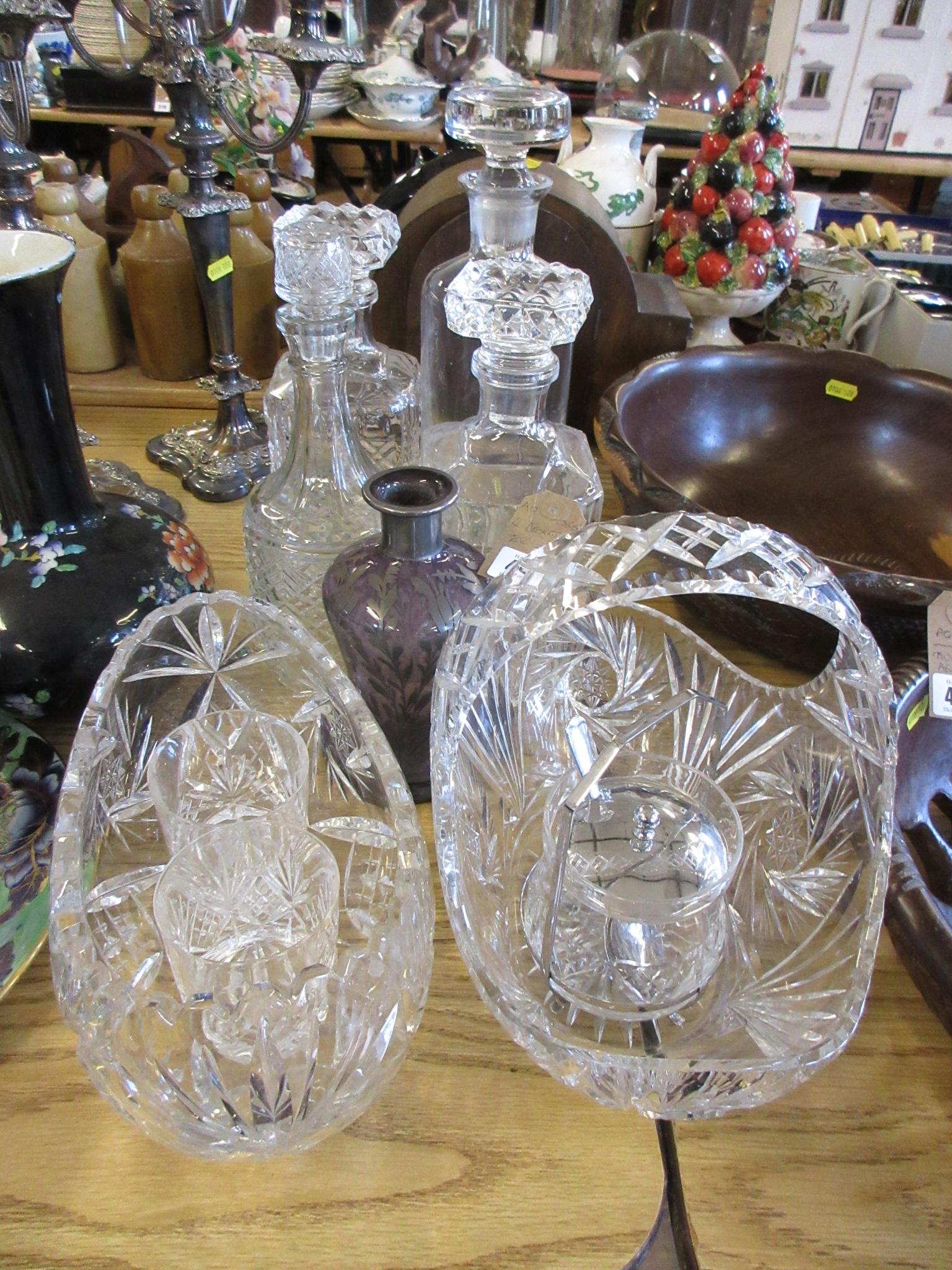 FOUR DECANTERS ETC Image
