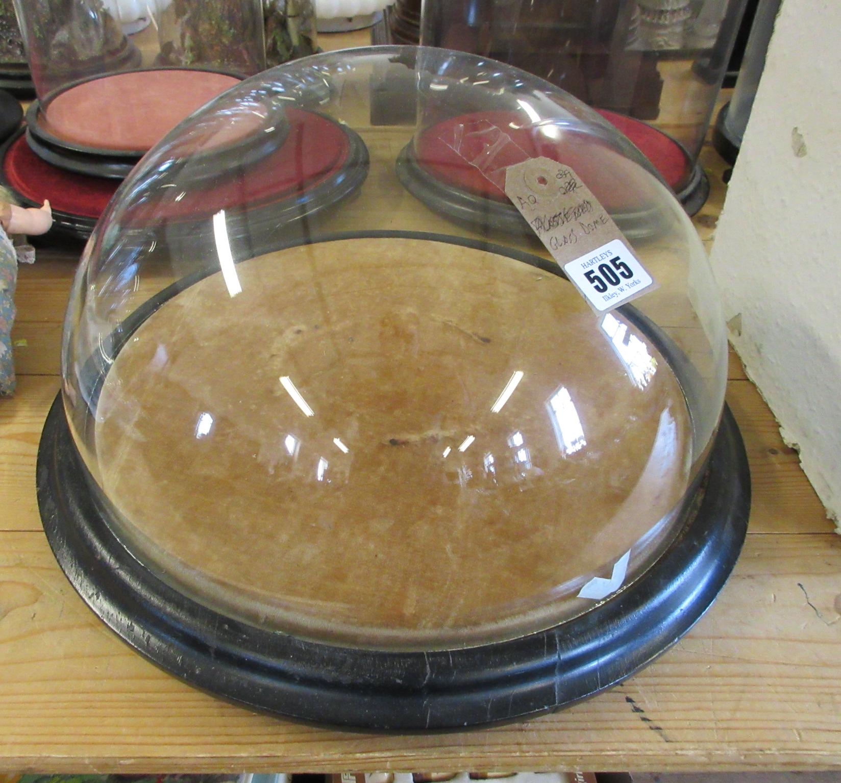 GLASS DOME AND BASE Image