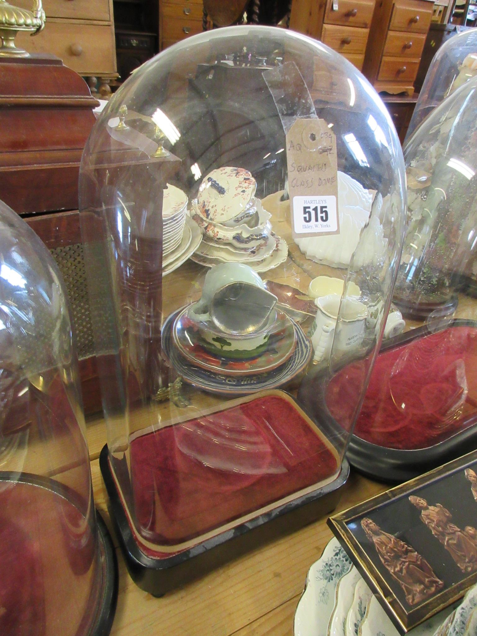 GLASS DOME AND BASE Image