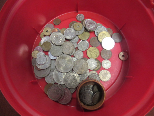 RED TUB OF WORLD AND UK COINS SOME SILVER Image