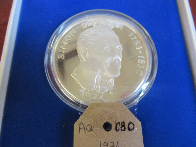 1974 PANAMA SILVER 20 PALBOAS CASED COIN Image
