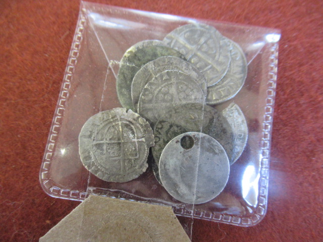 QUANTITY OF SILVER BRITISH HAMMERED COINS Image