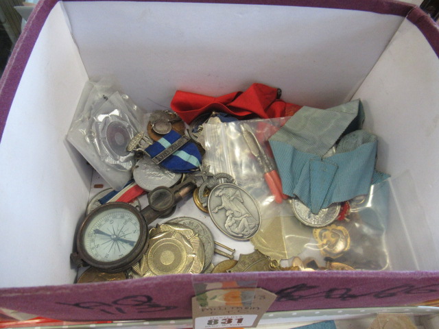BOX OF MILITARIA ETC Image