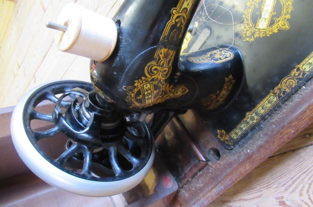 JONES SEWING MACHINE Image