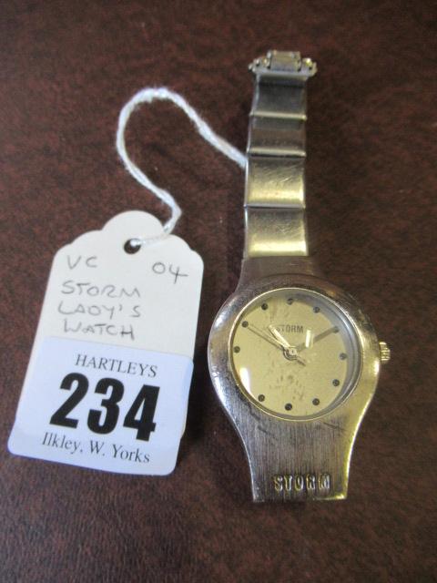 LADIES STORM WATCH Image