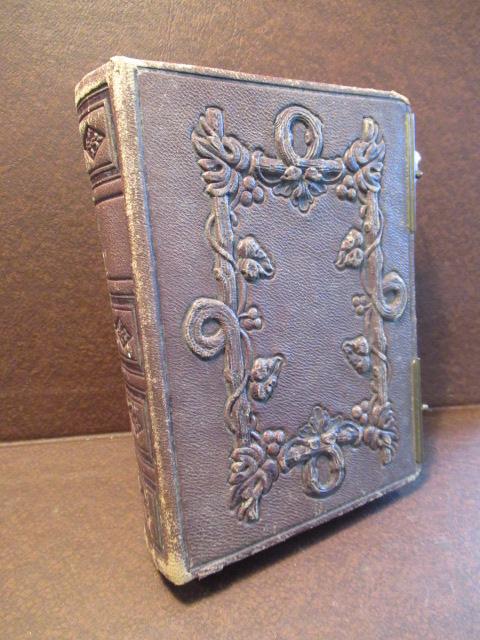 VICTORIAN EMBOSSED LEATHER PHOTO ALBUM Image