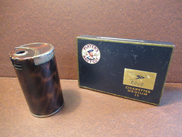 COLLIBRI TORTOISESHELL LIGHTER AND BOAC CIGARETTE TIN Image
