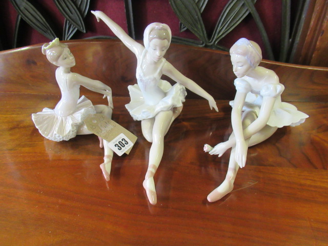 THREE LLADRO BALLERINAS Image