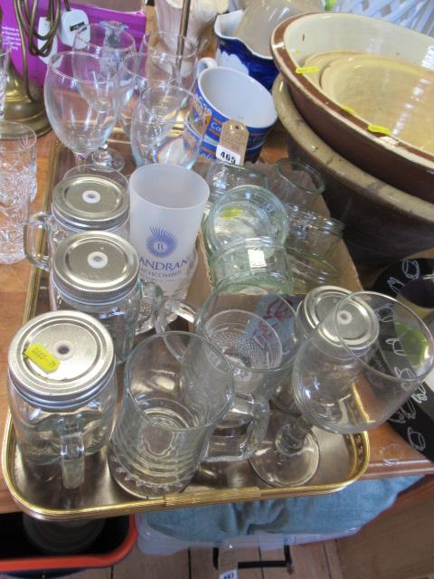 TRAY OF MISCELLANEOUS GLASS AND CERAMICS Image