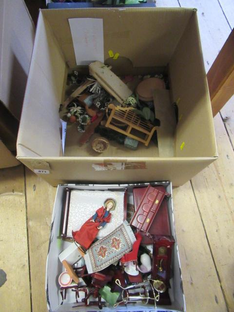 BOX OF DOLLS HOUSE FURNITURE Image
