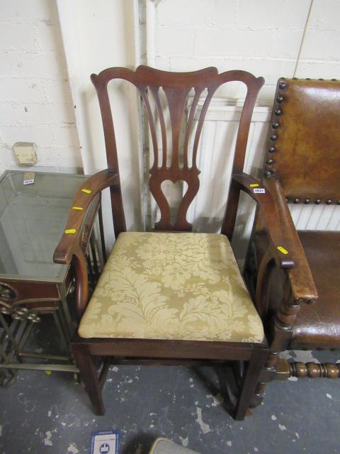 MAHOGANY ELBOW CHAIR Image