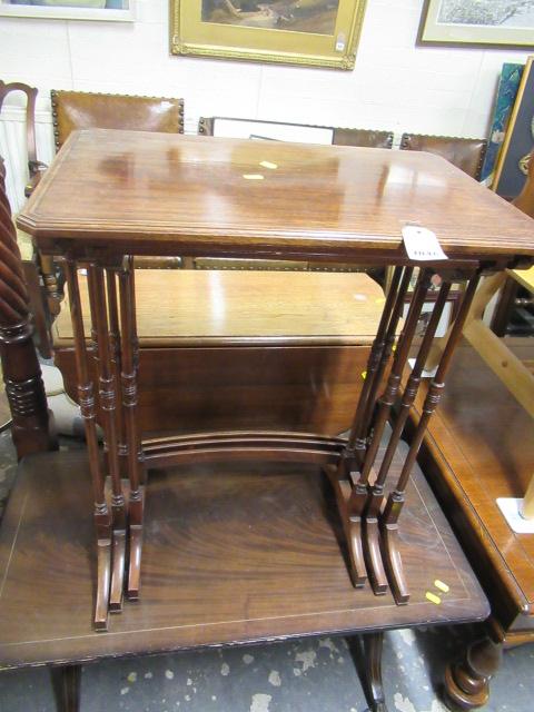 NEST OF TABLES Image