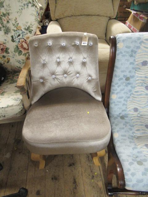 UPHOLSTERED BEDROOM CHAIR Image