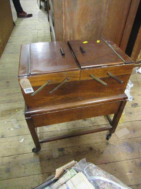 OAK SEWING BOX AND CONTENTS Image