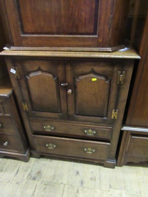 TITCHMARSH AND GOODWIN SIDE CABINET Image