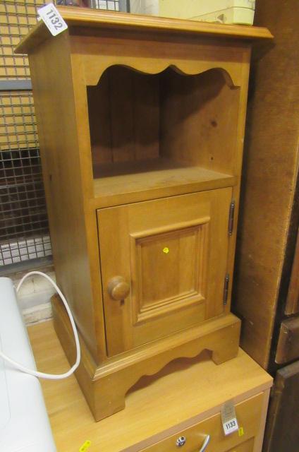 PINE BEDSIDE CABINET Image