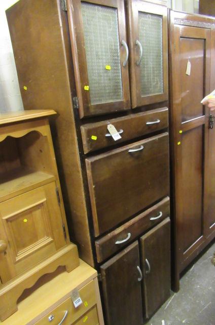 VINTAGE NEATETTE KITCHEN UNIT Image