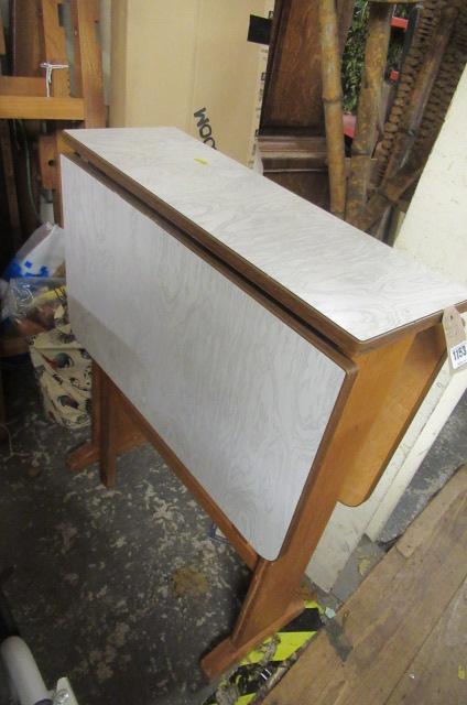FOLDING FORMICA KITCHEN TABLE Image
