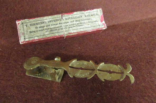 BOXED SOVEREIGN SCALES Image