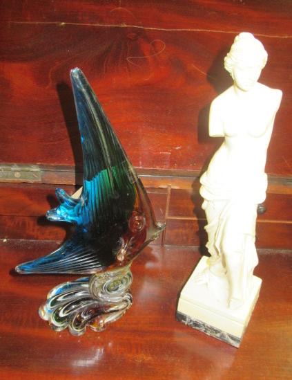 MURANO GLASS FISH AND A FIGURE Image