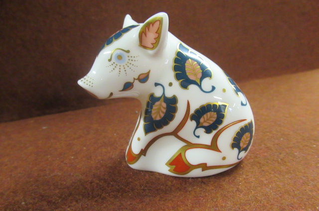ROYAL CROWN DERBY SNUFFLE PIGLET Image