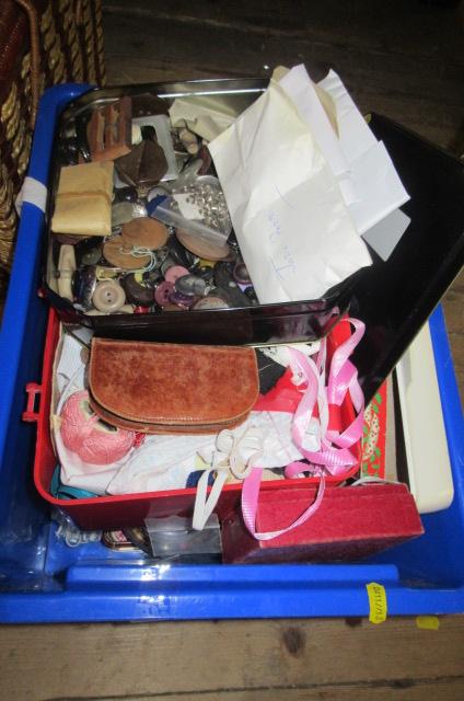 BOX OF SEWING ITEMS Image