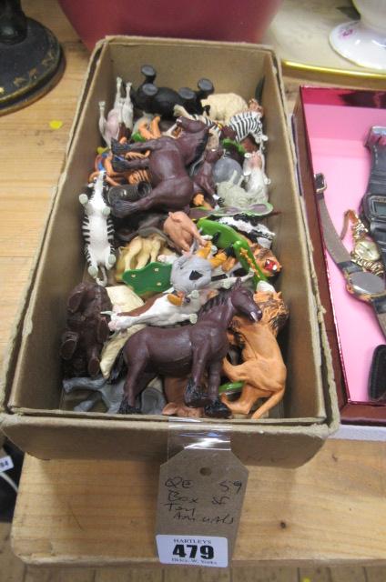 BOX OF PLASTIC BRITAINS FARM ANIMALS Image