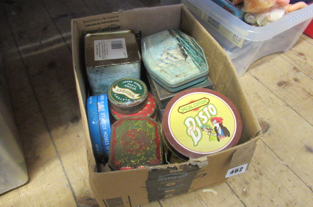 BOX OF VINTAGE TINS Image