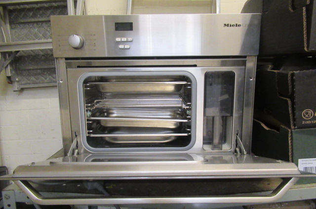 MIELE CLASSIC OVEN Image