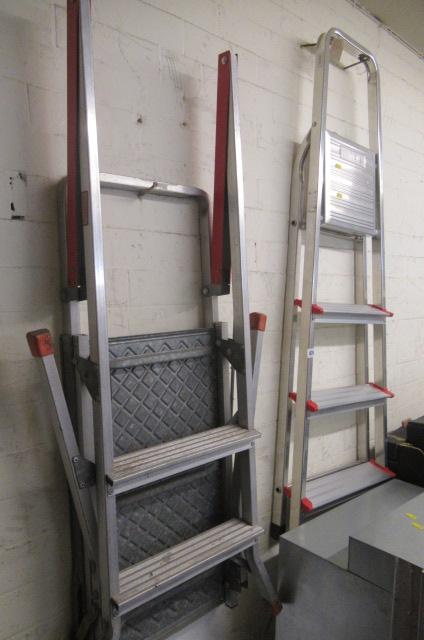 ALUMINIUM LADDERS AND WORK PLATFORM Image