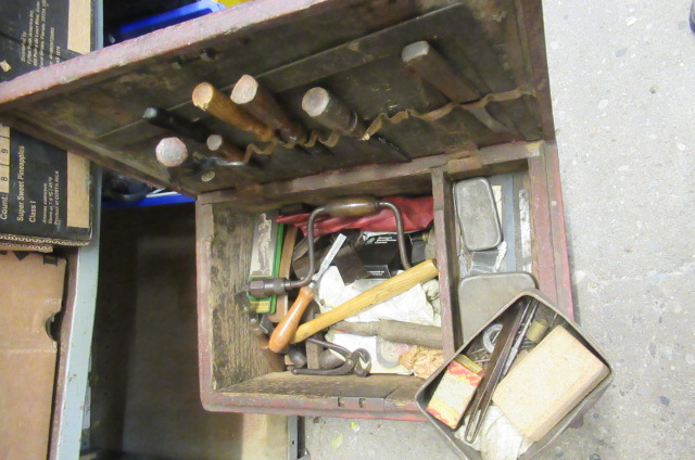 WOOODEN TOOL CHEST AND CONTENTS Image