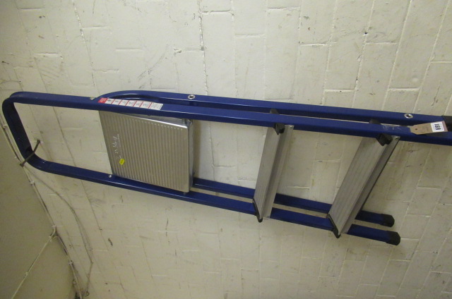 PAIR OF STEP LADDERS Image